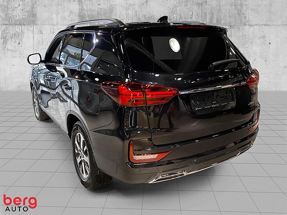 KGM Rexton 5 of 18
