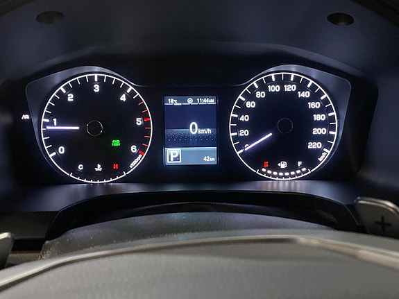 KGM Rexton 15 of 18