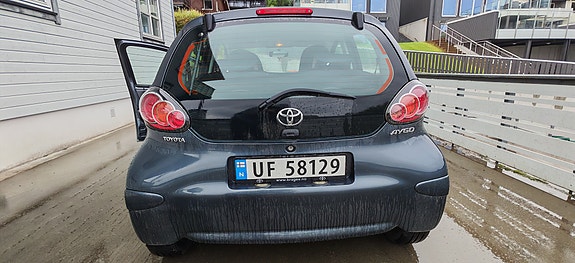 Toyota Aygo 4 of 22