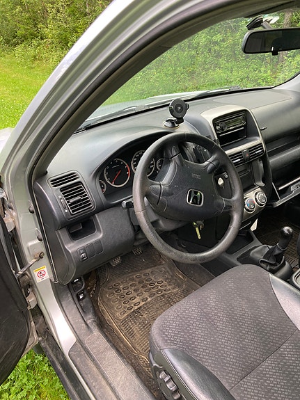Honda CR-V 6 of 8