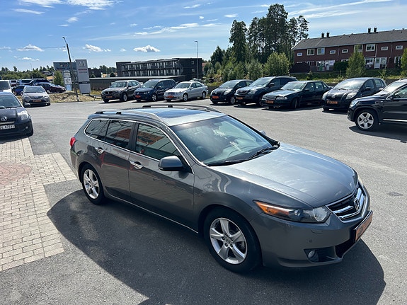 Honda Accord 4 of 5