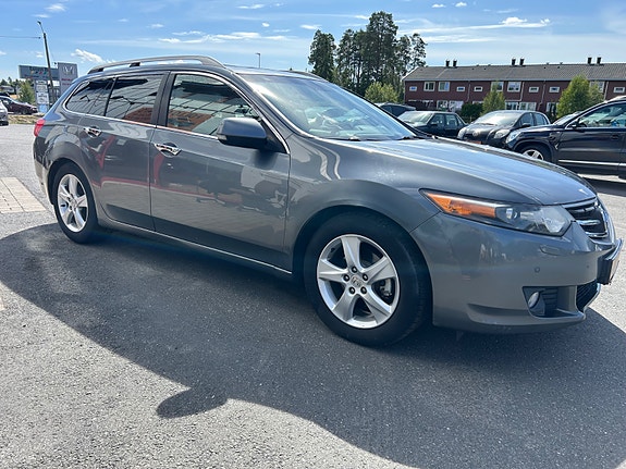 Honda Accord 5 of 5