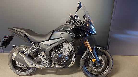 Honda CB 500 X 2 of 7