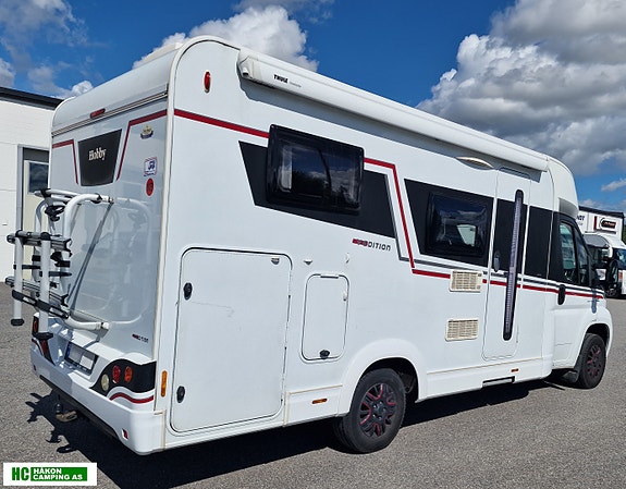 Hobby Siesta V65 GE Edition 2015 – Velholdt kvalitetsbobil med hengerfeste, aircondition, LED-TV, sykkelstativ og vinterhjul 4 of 30