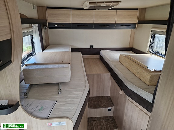 Hobby Siesta V65 GE Edition 2015 – Velholdt kvalitetsbobil med hengerfeste, aircondition, LED-TV, sykkelstativ og vinterhjul 19 of 30