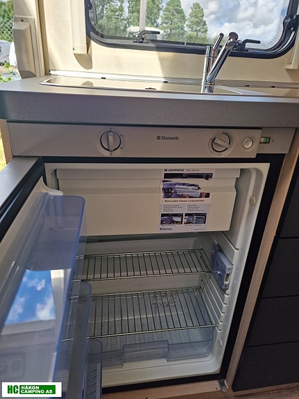 Hobby Siesta V65 GE Edition 2015 – Velholdt kvalitetsbobil med hengerfeste, aircondition, LED-TV, sykkelstativ og vinterhjul 18 of 30