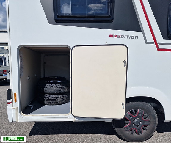 Hobby Siesta V65 GE Edition 2015 – Velholdt kvalitetsbobil med hengerfeste, aircondition, LED-TV, sykkelstativ og vinterhjul 6 of 30
