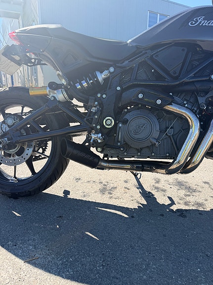 INDIAN FTR 1200 S Custom-Carbon TOCE 7 of 10