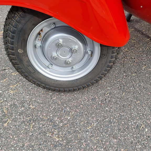 Vespa 19 of 19