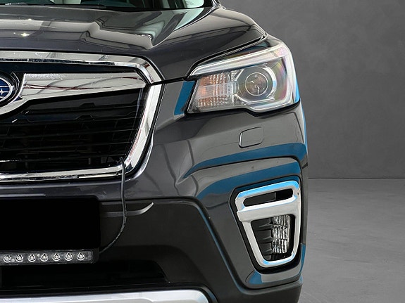 Subaru Forester 3 of 30