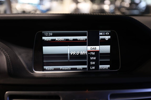 Mercedes-Benz E63 22 of 30