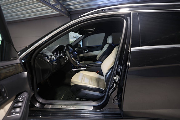 Mercedes-Benz E63 13 of 30