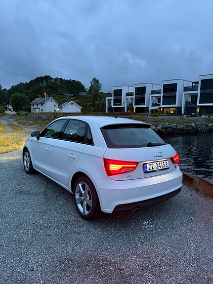 Audi A1 4 of 16