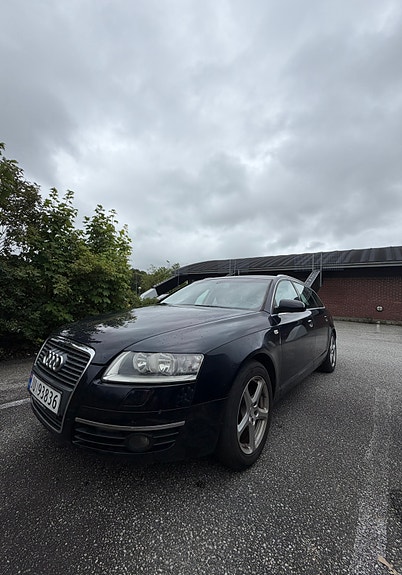 Audi A6 4 of 5