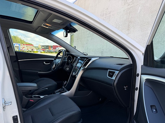 Hyundai i30 23 of 30