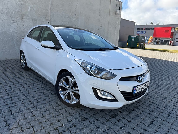 Hyundai i30 3 of 30
