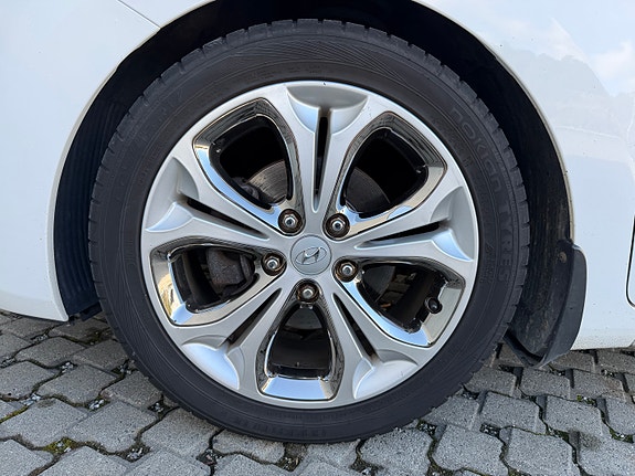 Hyundai i30 26 of 30