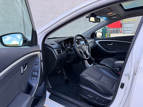 Hyundai i30 13 of 30