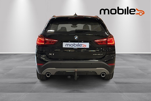 BMW X1 4 of 25