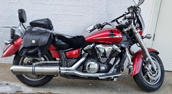 Yamaha XVS 1300 A Midnight Star 8 of 12
