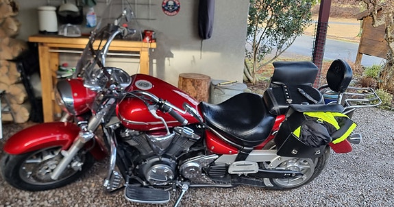 Yamaha XVS 1300 A Midnight Star 2 of 12