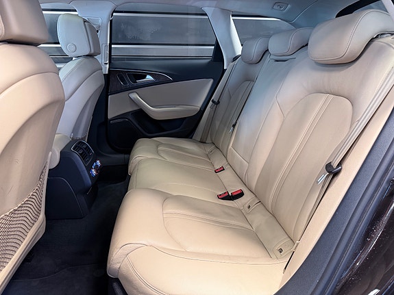 Audi A6 allroad 19 of 30
