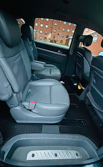 SsangYong Rodius 10 of 24