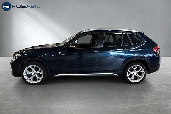 BMW X1 3 of 29