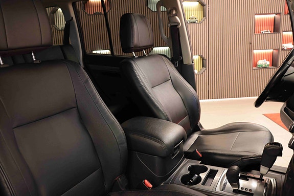 Mitsubishi Pajero 20 of 30