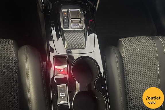Peugeot e-208 24 of 27