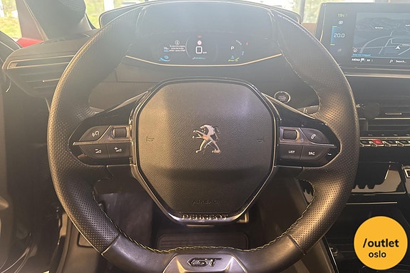 Peugeot e-208 14 of 27