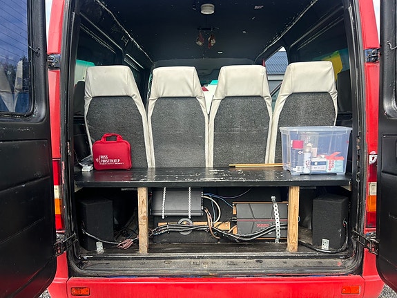 Mercedes-Benz Sprinter 208 8 of 8