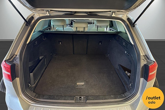 Volkswagen Passat 5 of 5