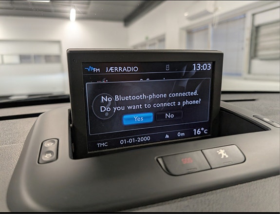 Peugeot 5008 24 of 30