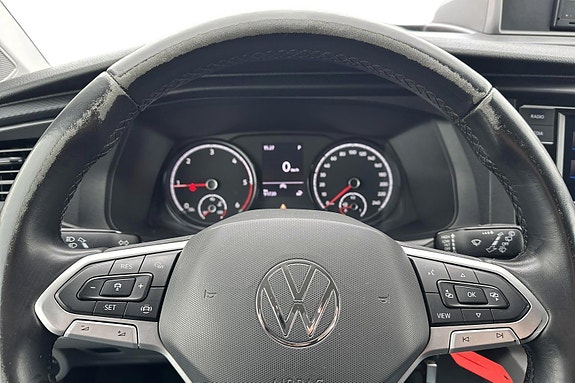 Volkswagen Transporter 12 of 15