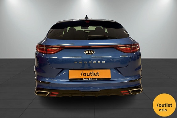 Kia ProCeed 4 of 5