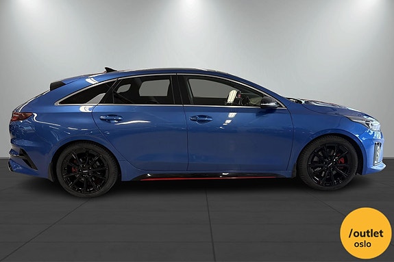 Kia ProCeed 8 of 30