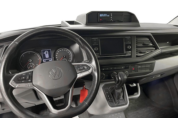 Volkswagen Transporter 11 of 15