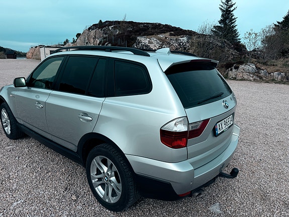 BMW X3 2 of 11