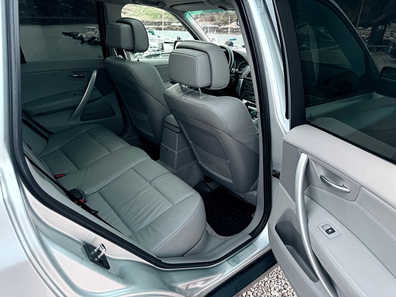 BMW X3 6 of 11