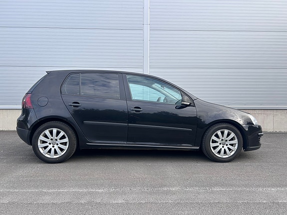 Volkswagen Golf V 3 of 5