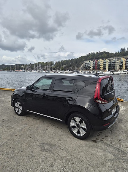 Kia e-Soul 6 of 11