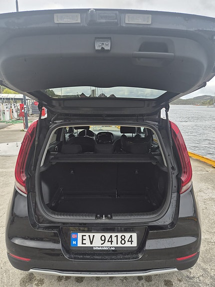 Kia e-Soul 3 of 5