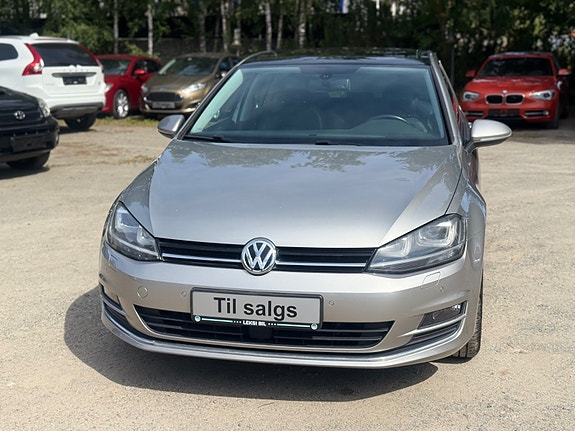 Volkswagen Golf VII 3 of 5