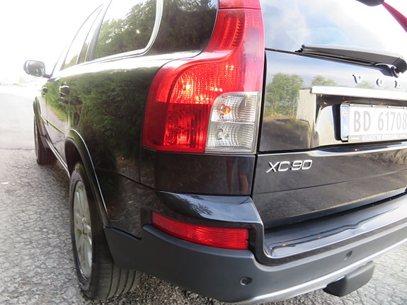 Volvo XC90 13 of 30