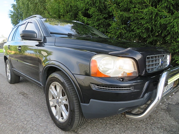 Volvo XC90 11 of 30