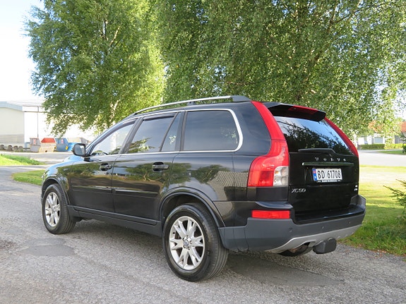 Volvo XC90 5 of 5