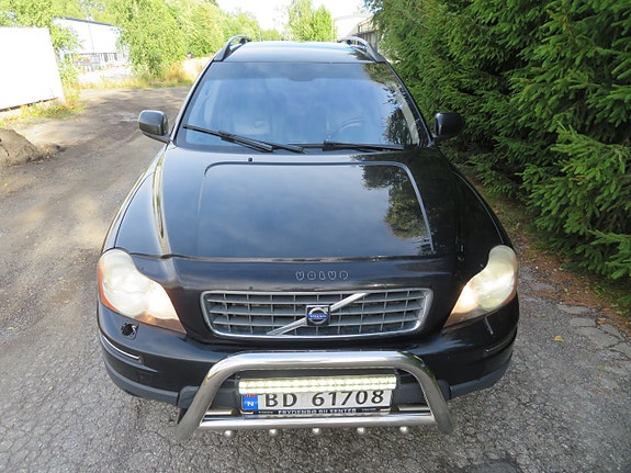 Volvo XC90 9 of 30