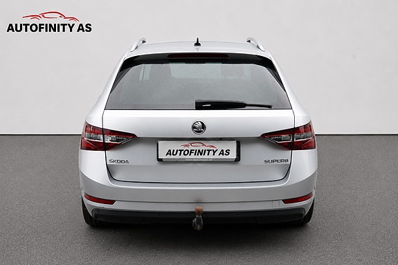 Skoda Superb 6 of 30