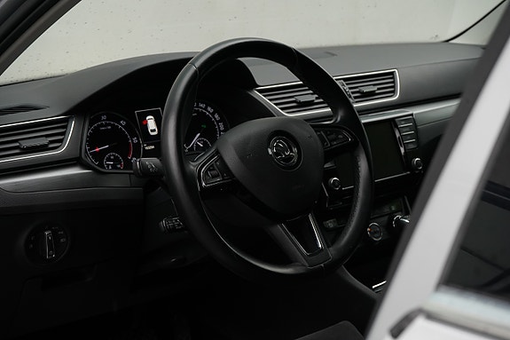 Skoda Superb 25 of 30